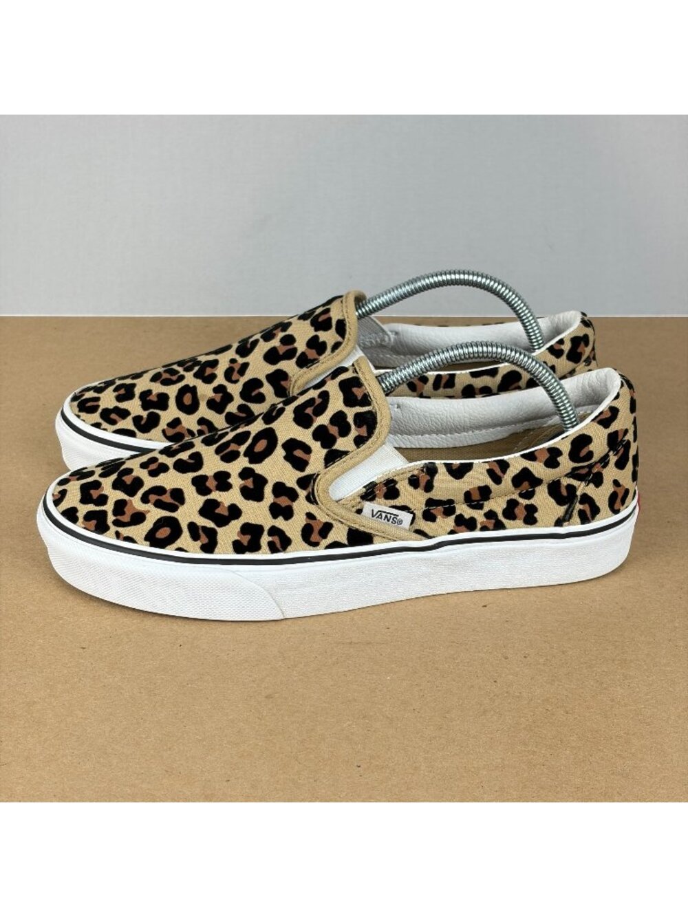 Vans Leopard Print Felt Slip On Sneakers Womens 8.5 Tan Black Brown Casual